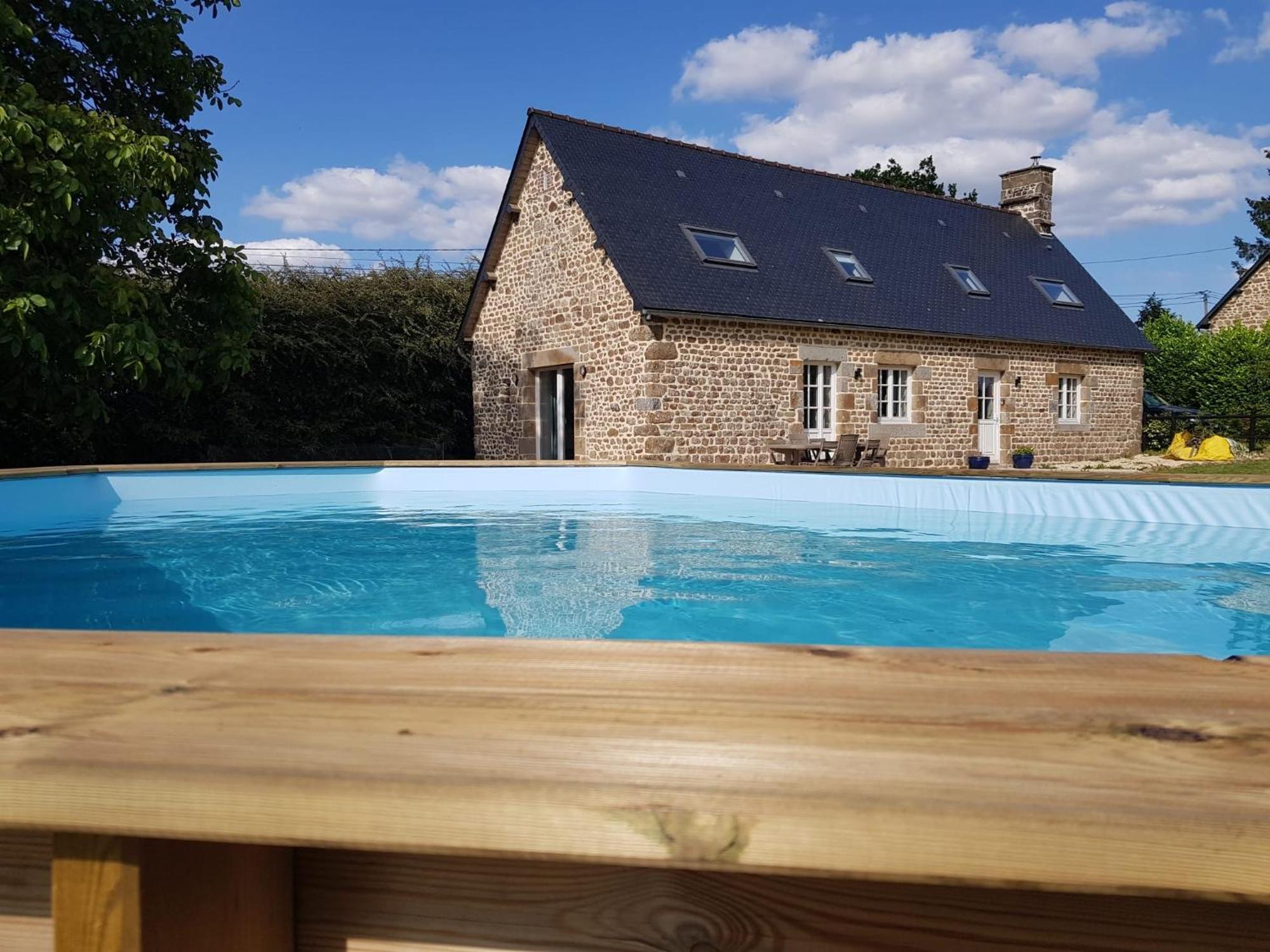 Maison De La Grange, Chaulieu Sourdeval المظهر الخارجي الصورة